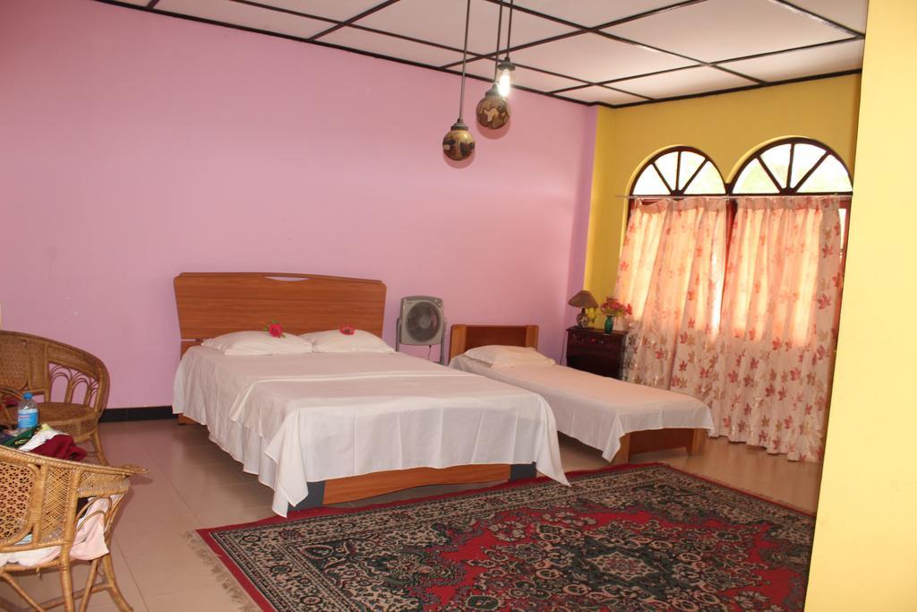 Royal Mount Hotel Kandy Zimmer foto