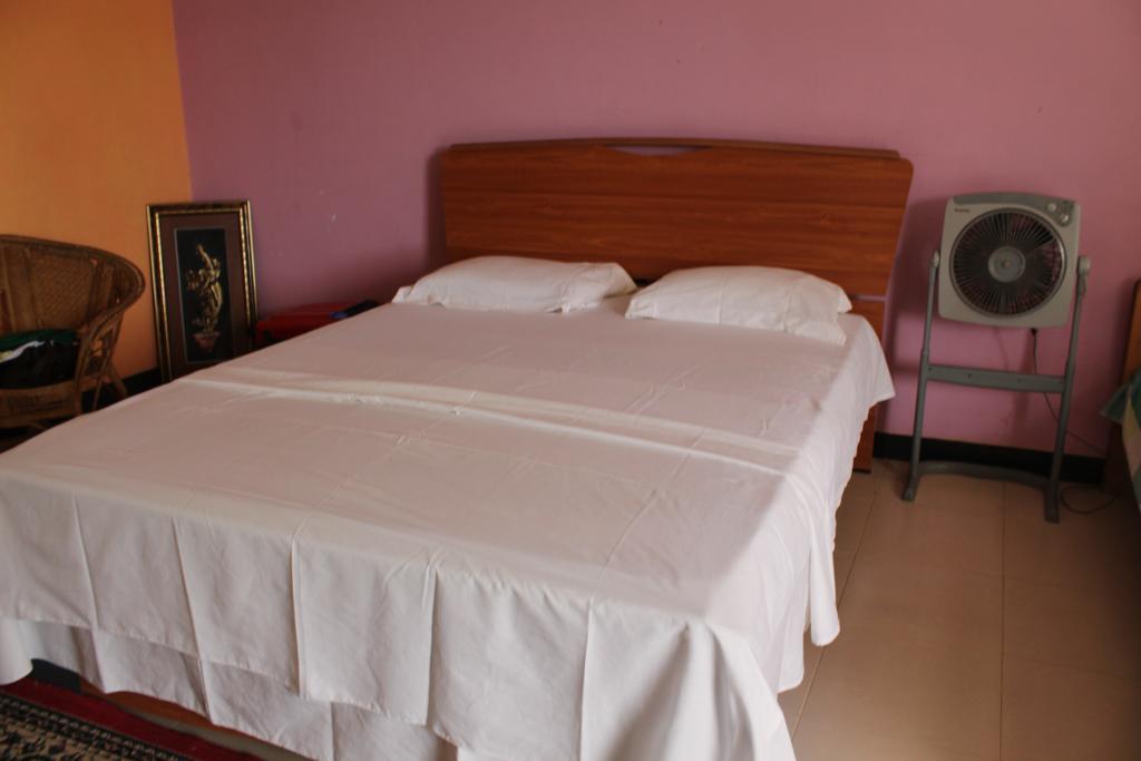 Royal Mount Hotel Kandy Zimmer foto